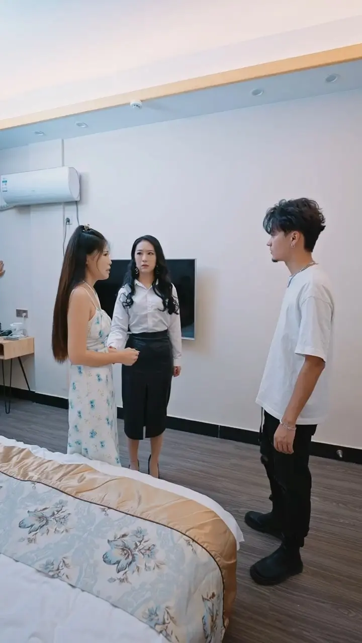 《无敌王婿》：看赘婿如何逆袭，霸道总裁爱上我？爆笑爽文电影！